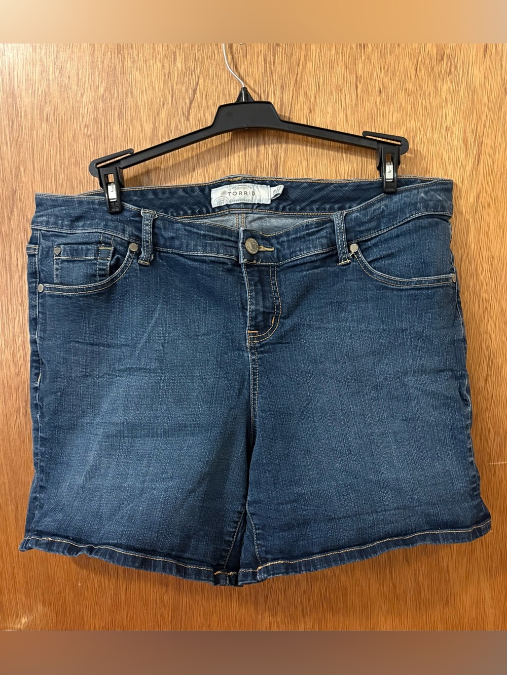 torrid Medium Blue Wash Denim Shorts